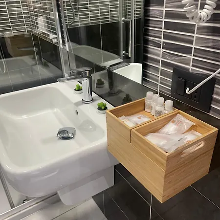 Parthenope 4* Neapel