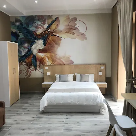 Parthenope 4*